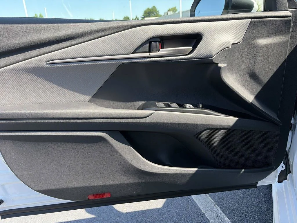 New 2026 Ice Cap Toyota SE image 21