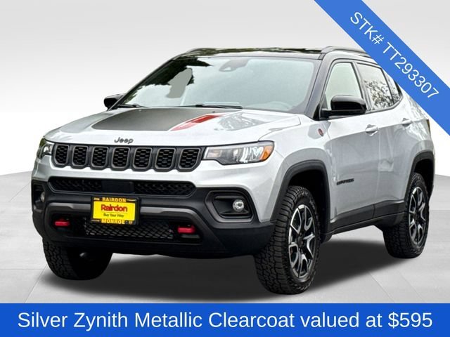 New 2026 Silver Zynith Metallic Clear-Coat Exterior Paint Jeep Trailhawk image 2