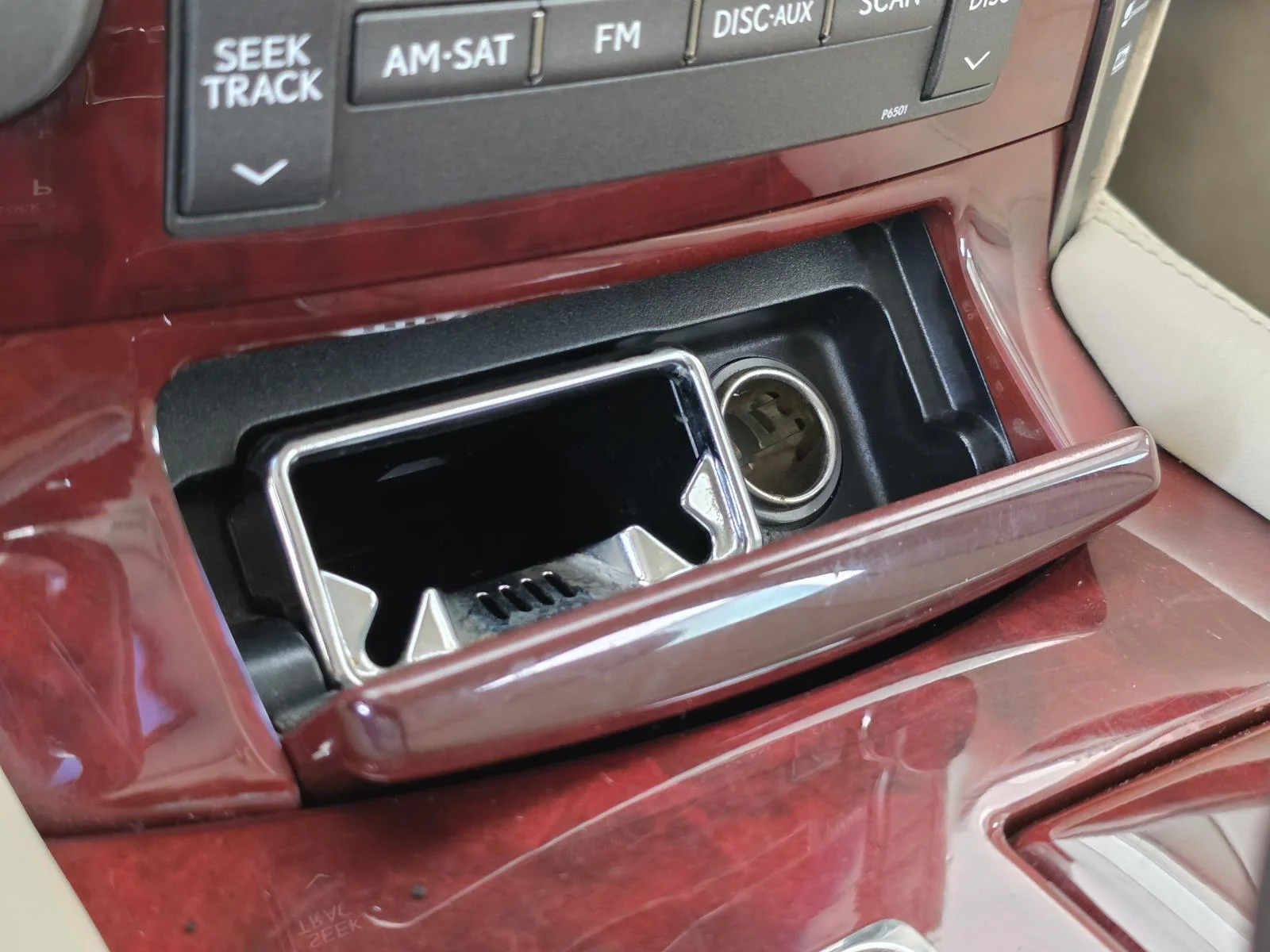 Used 2008  Lexus 460 L image 20