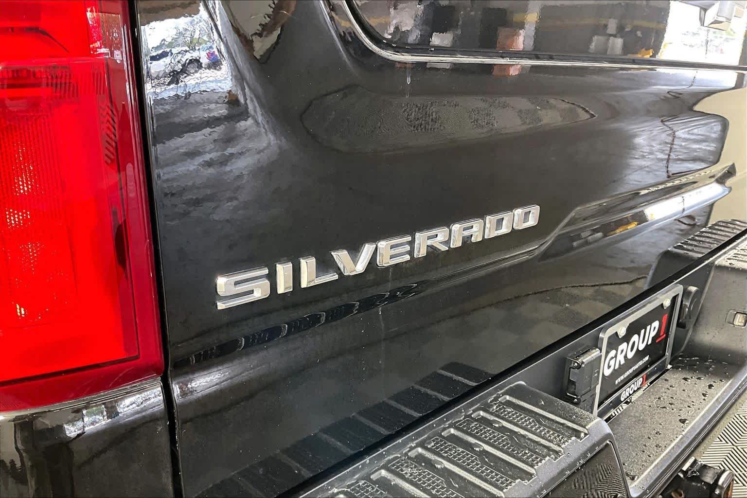 Used 2022 Black Chevrolet ZR2 image 30