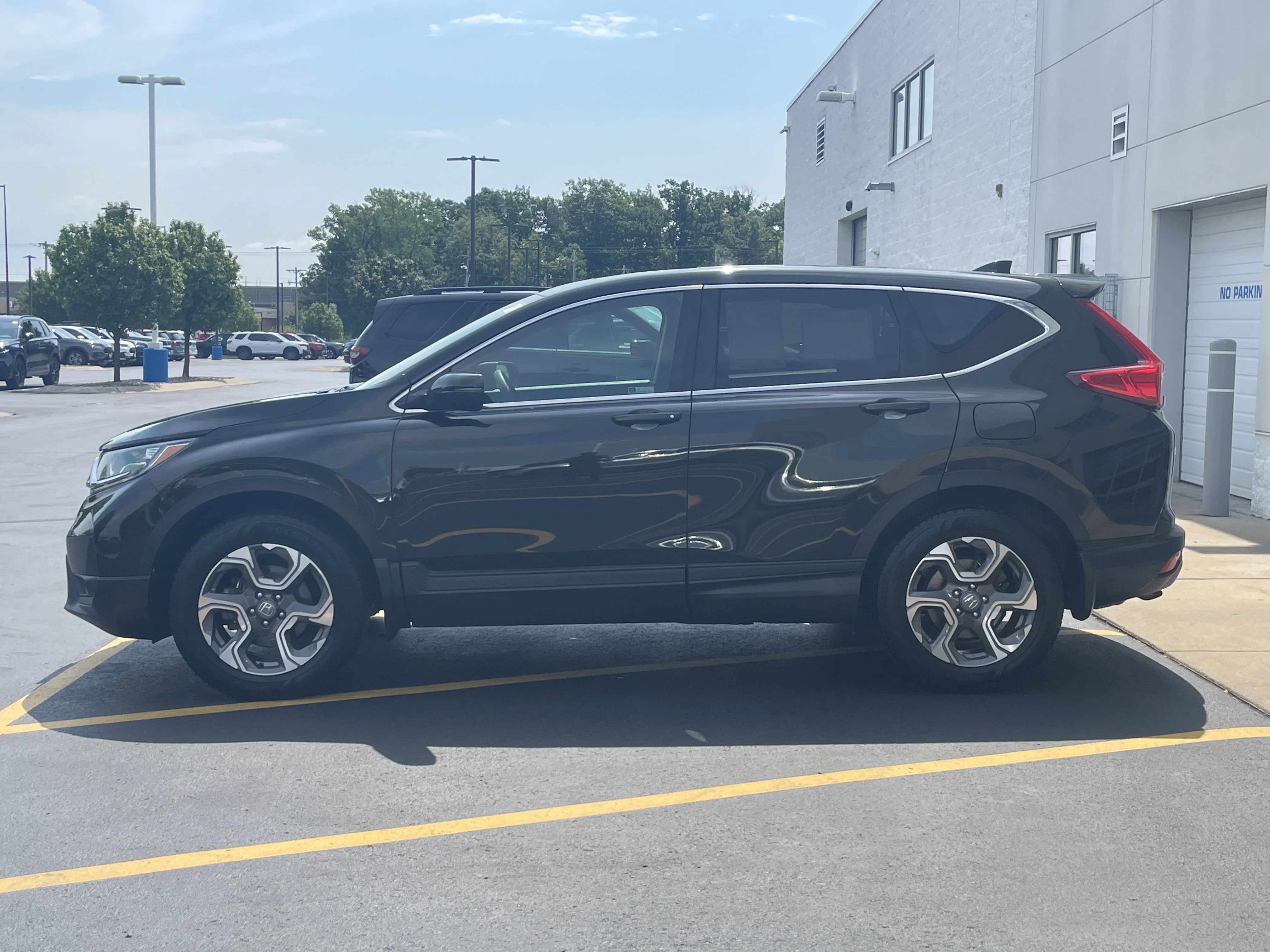 Certified Used 2018 Olive Honda EX image 4