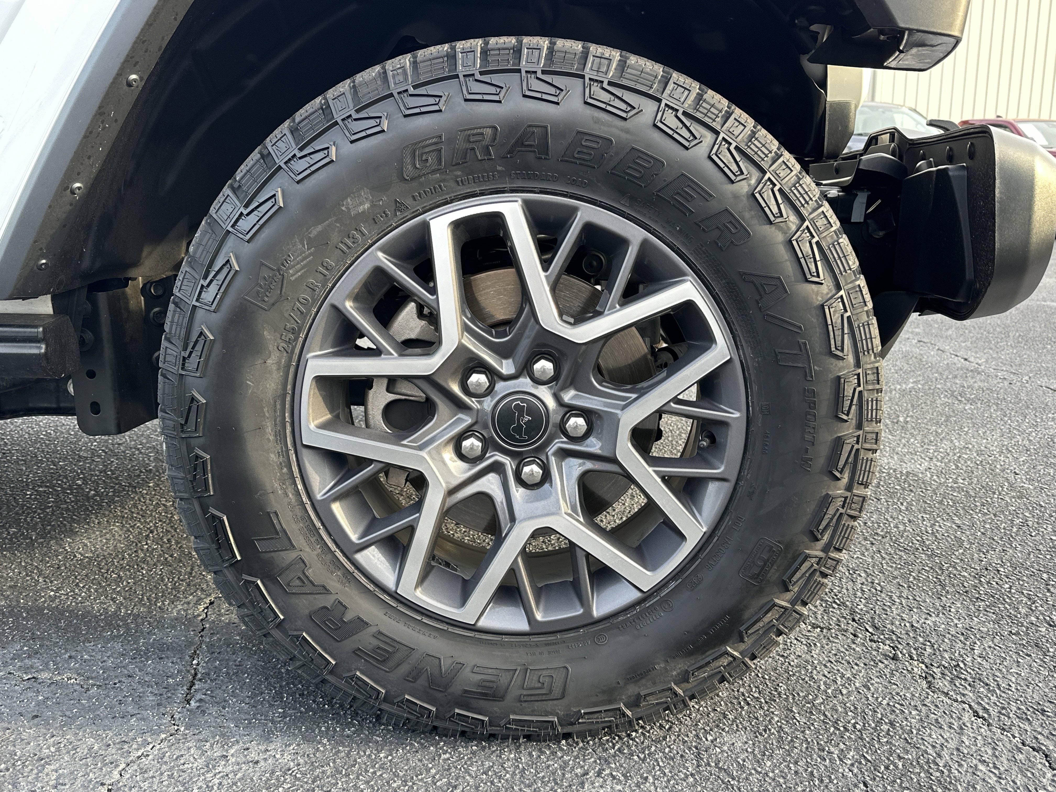 Used 2024 Bright White Clearcoat Jeep Sahara image 13