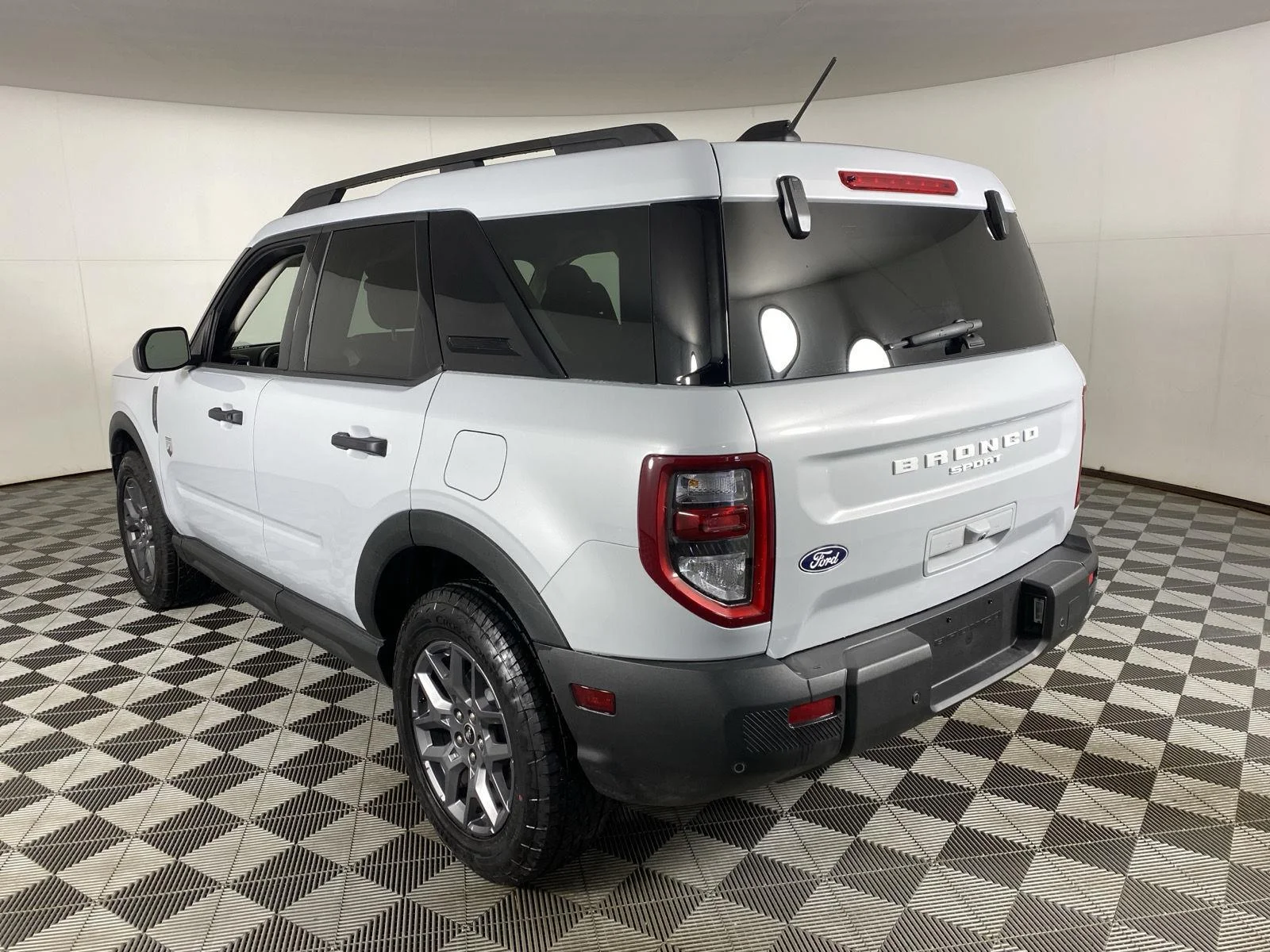 New 2026 Space White Metallic FORD Big Bend® image 5