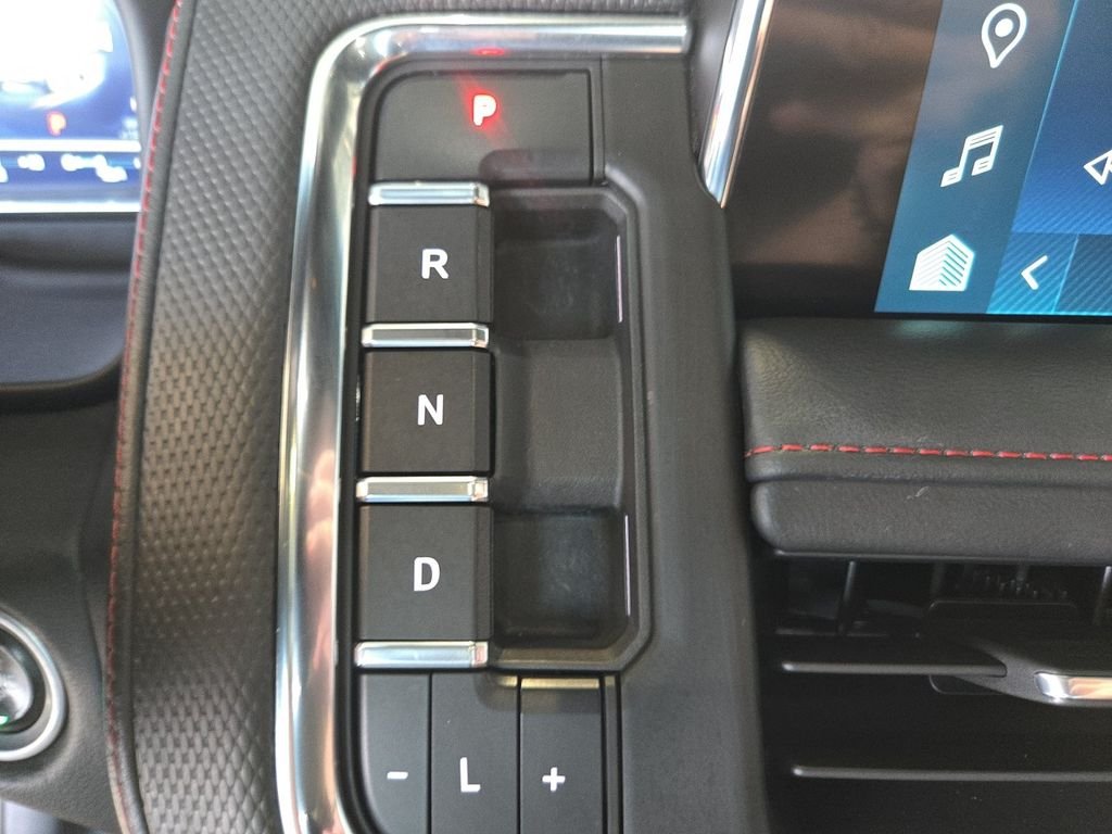 2022 Chevrolet Tahoe RST - Photo 18