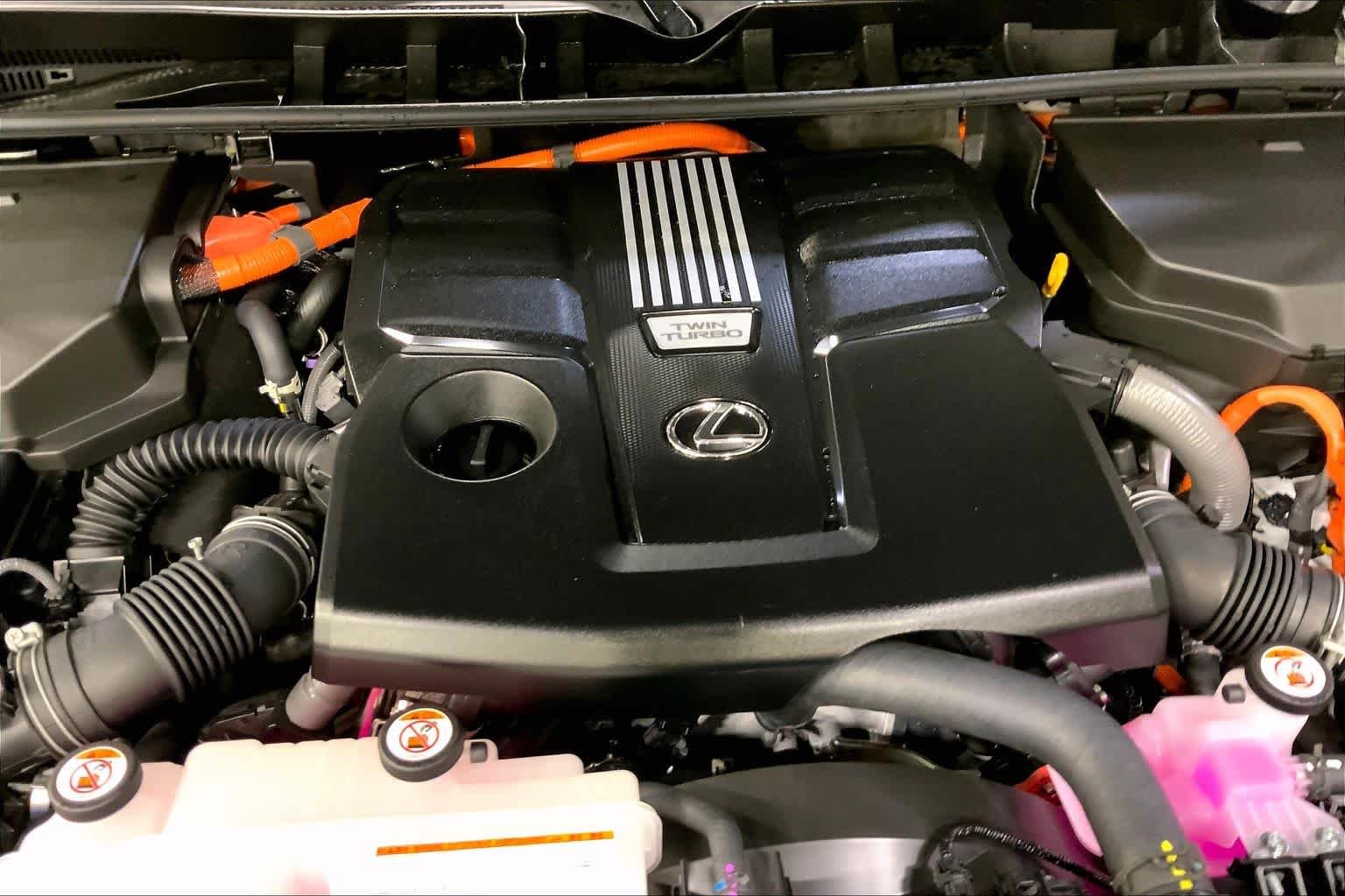 2026 Lexus LX 700h Luxury - Photo 17