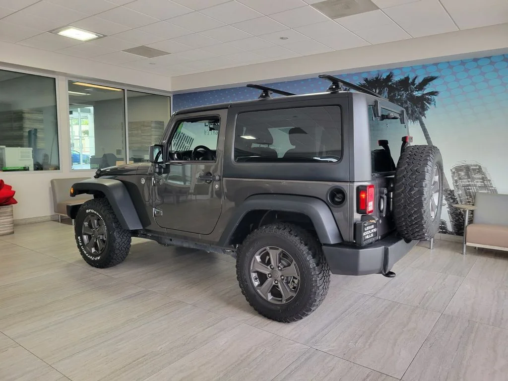 Used 2017 Gray Jeep Sport image 3