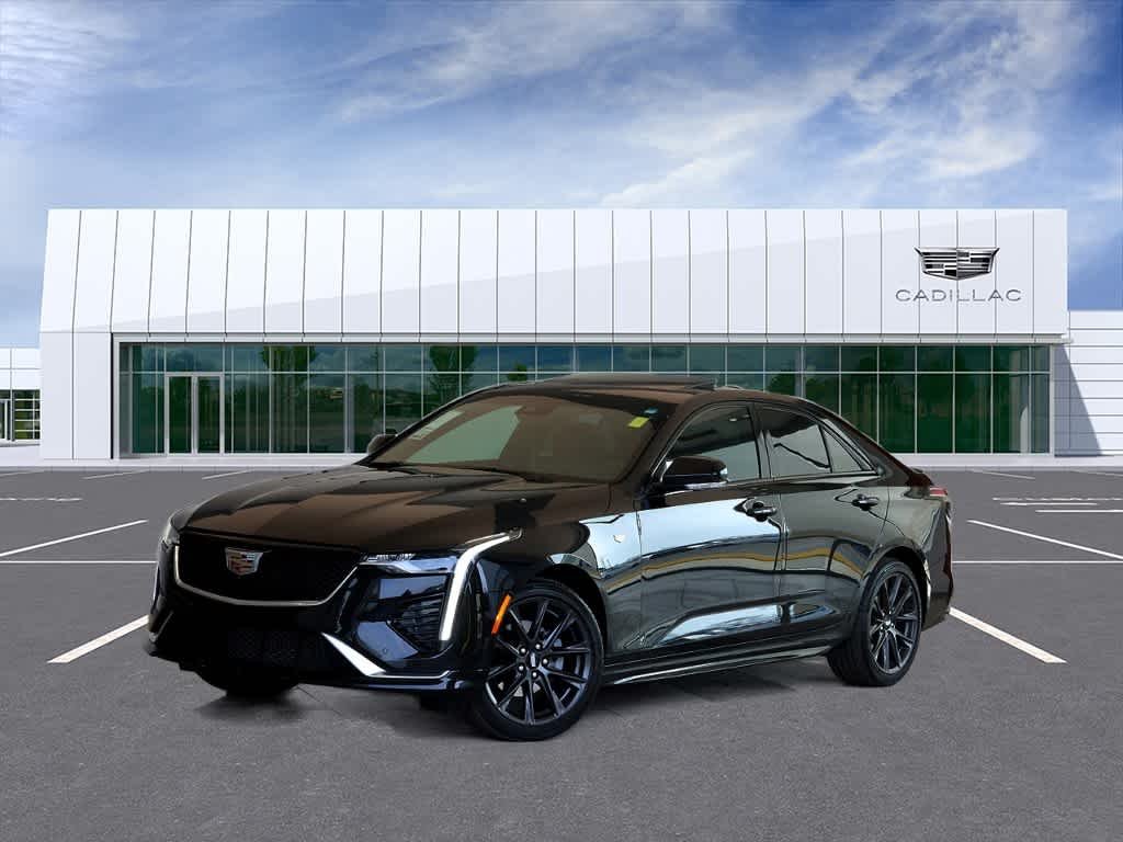 2022 Cadillac CT4