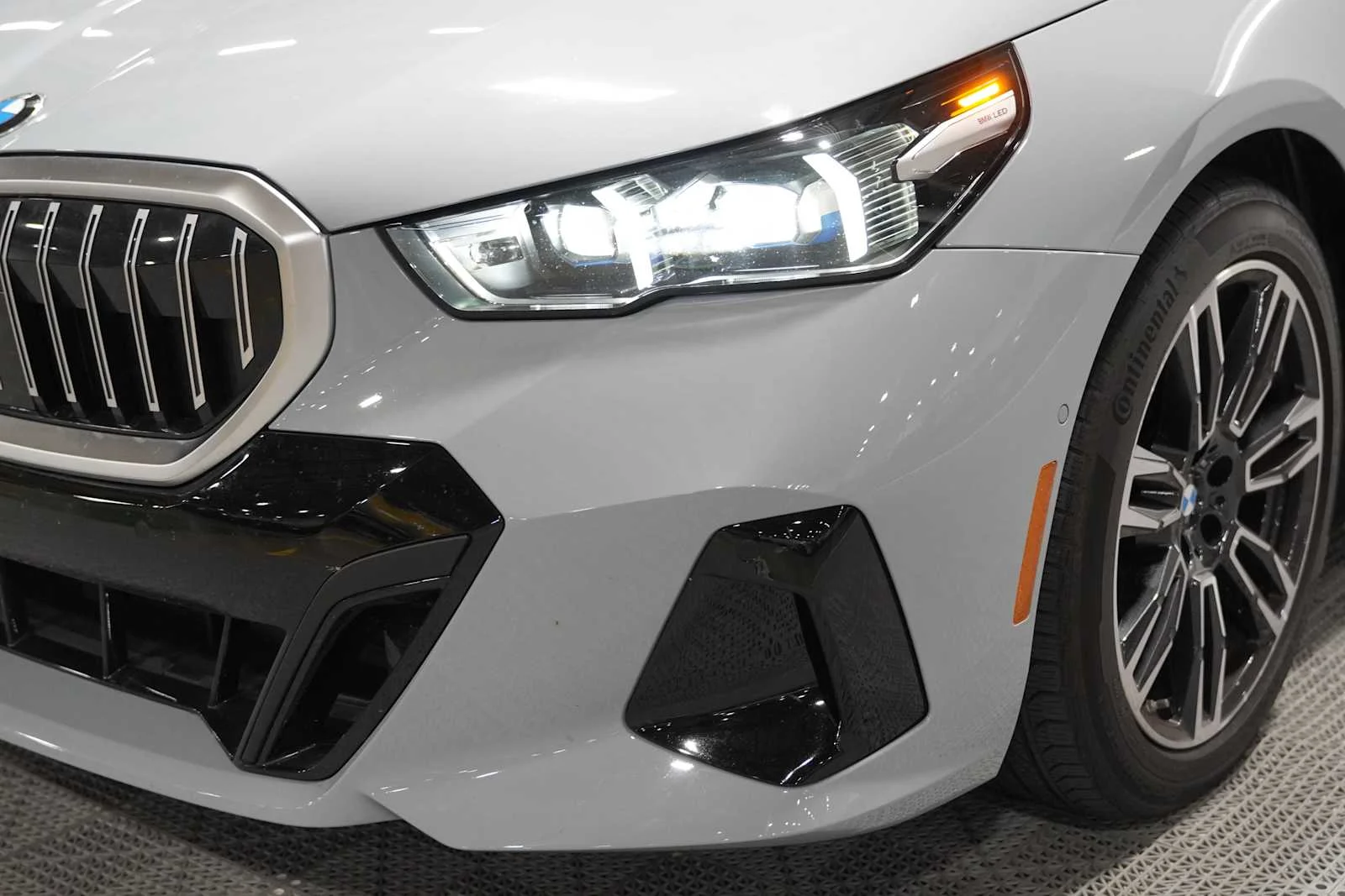 Used 2026 Brooklyn Grey Metallic BMW 530i xDrive image 7