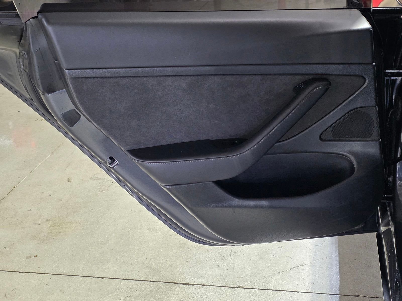 Used 2021 Solid Black Tesla Standard Range Plus image 10