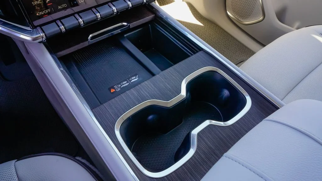 2026 GMC Acadia Denali - Photo 15