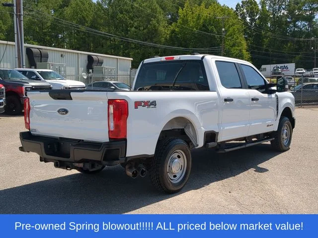 Used 2024 White Ford XL image 13