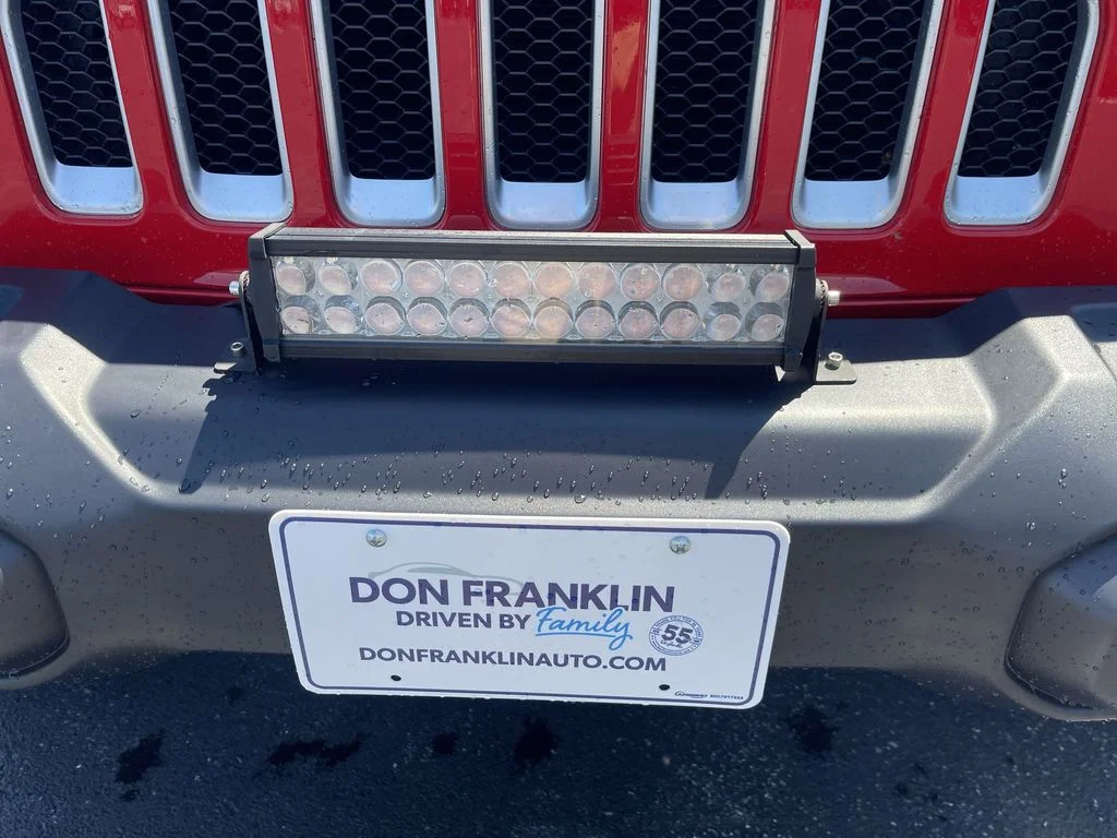Used 2021 Red Jeep Unlimited Sahara image 29