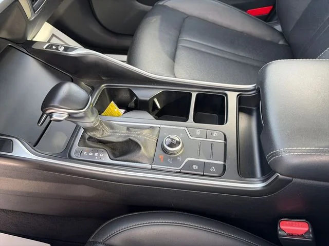 Used 2022 Gray Kia S image 21
