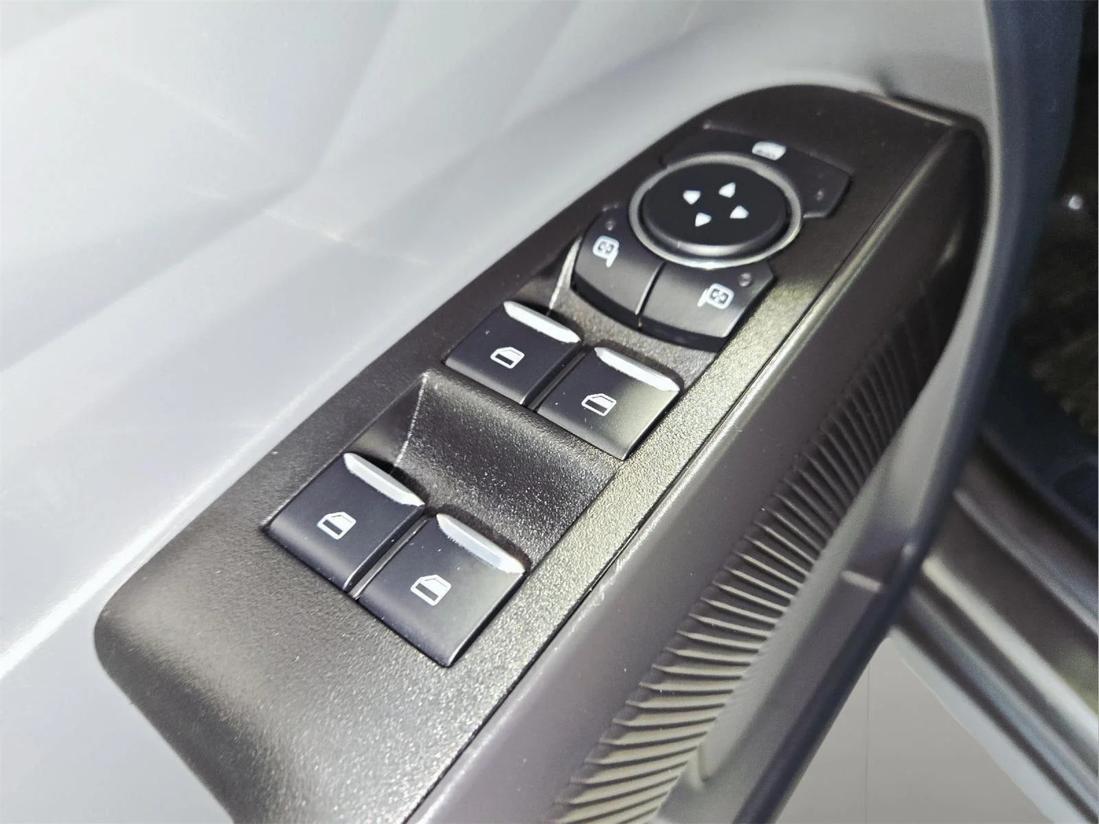 Used 2024 Carbonized Gray Metallic Ford XLT Advanced image 13