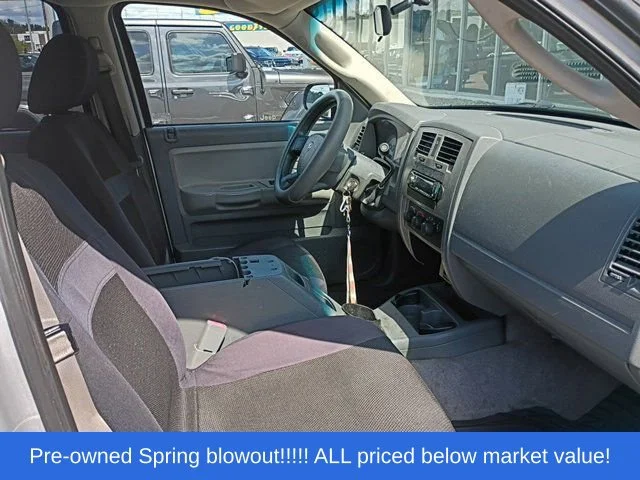 Used 2006 Silver Dodge SLT image 14