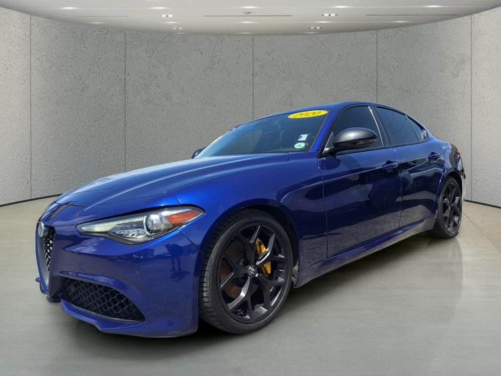 2020 Alfa Romeo Giulia Base