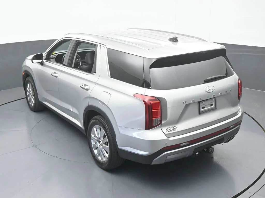 Used 2025 Typhoon Silver Hyundai SEL image 58
