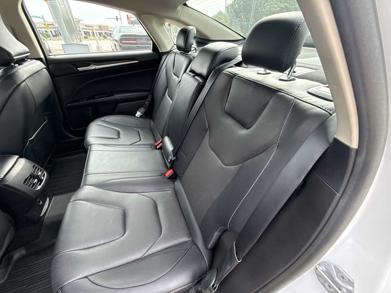 Used 2019 White Ford Titanium image 23