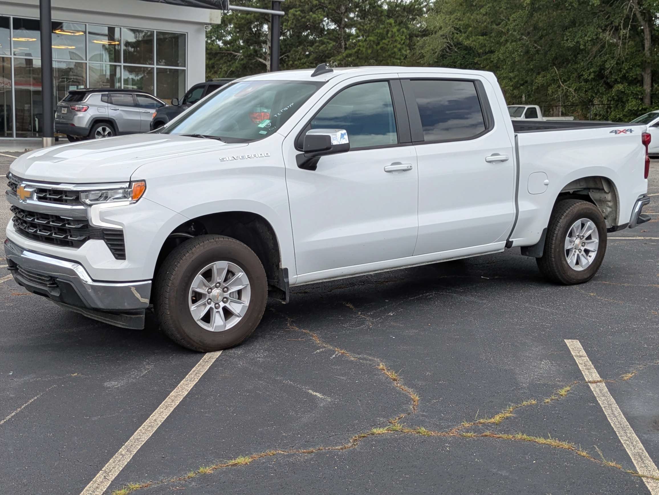 Used 2026 White Chevrolet LT image 7