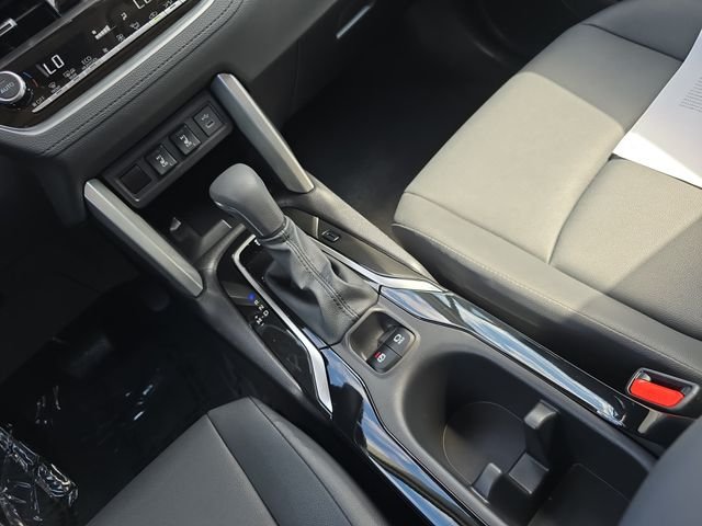 Used 2024 Blue Toyota XLE image 27