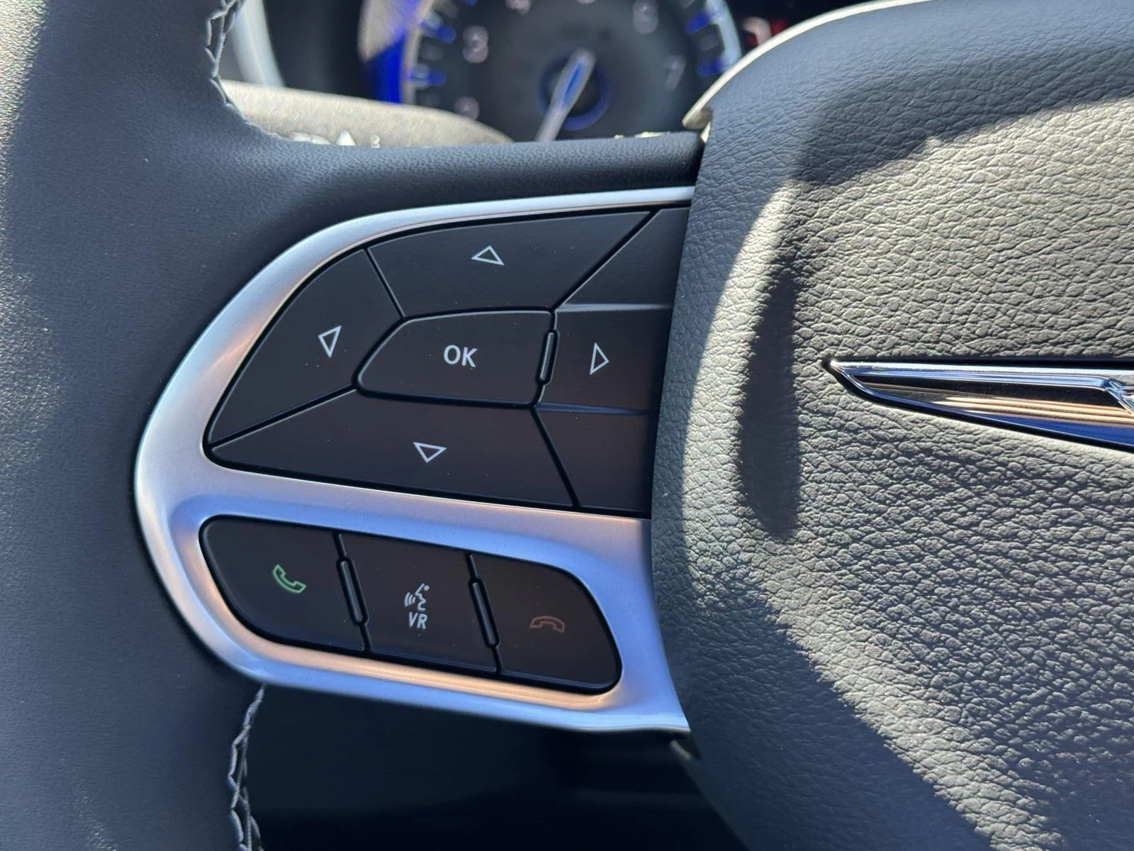 2025 Chrysler Voyager LX - Photo 20