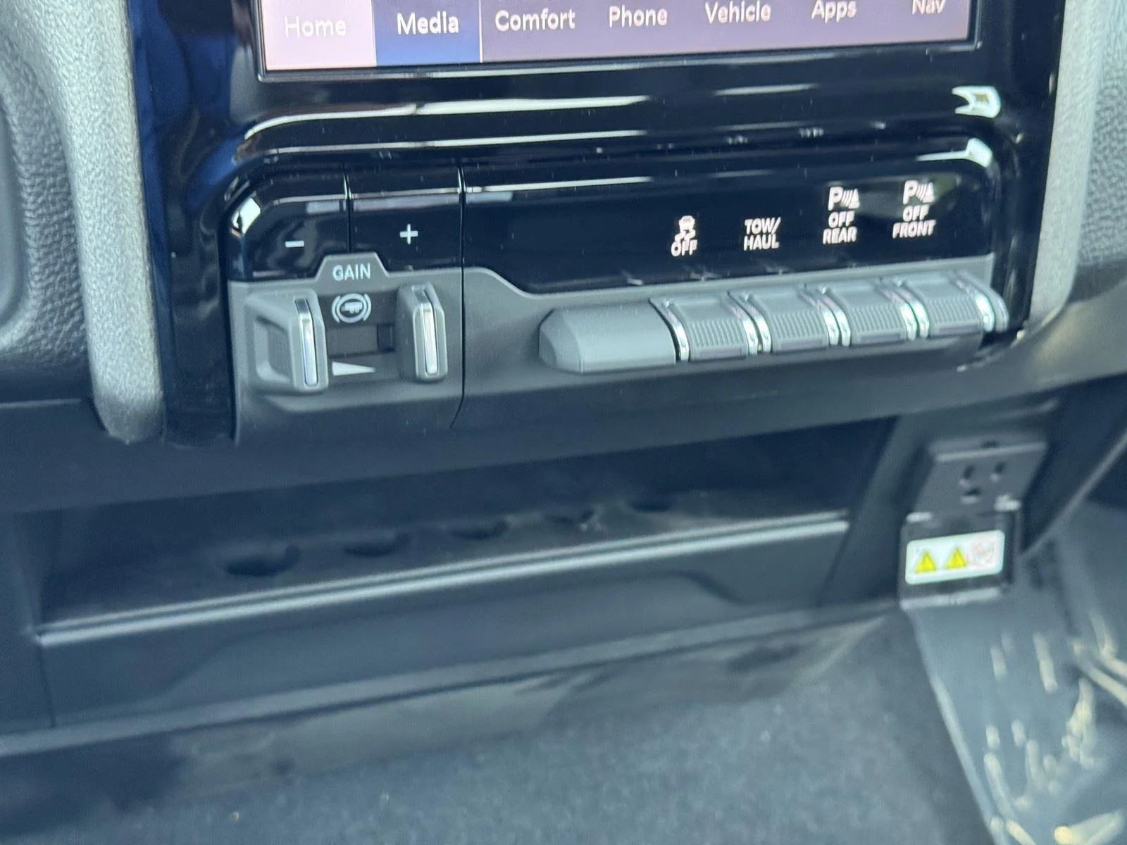 2025 RAM 2500 Tradesman - Photo 14