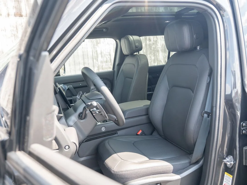 New 2026 Carpathian Grey Land Rover V8 image 18