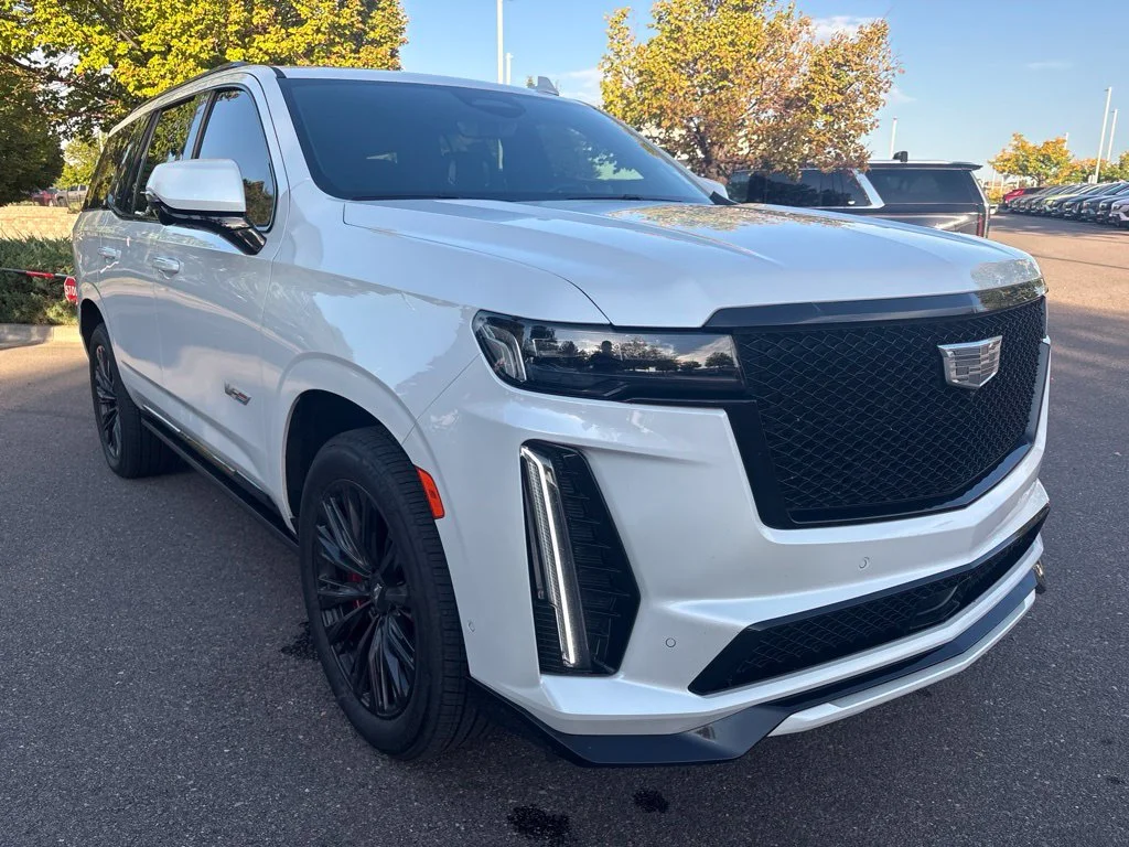 Used 2024 White Cadillac V-Series image 7
