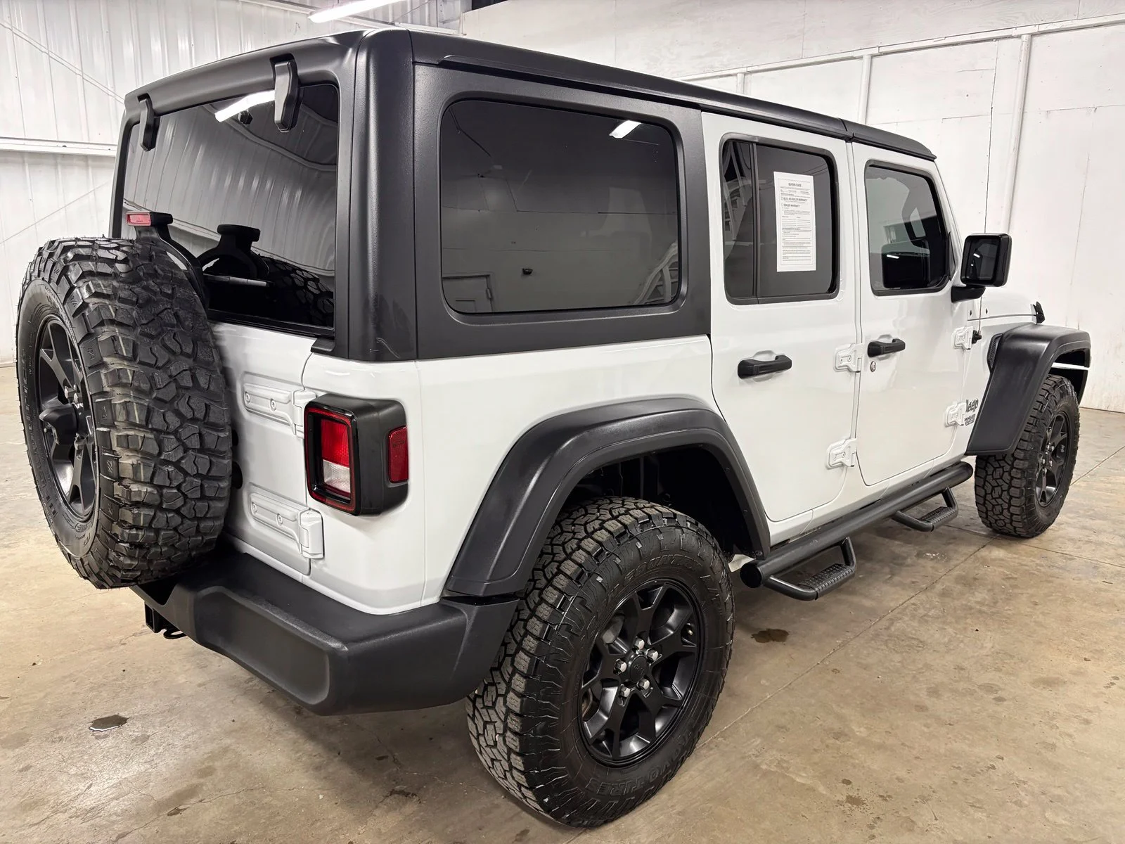 Used 2020 White Jeep Unlimited Sport S image 6