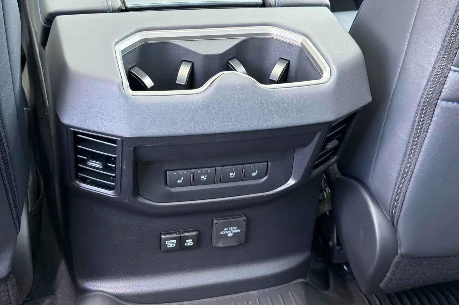 New 2026 Magnetic Gray Metallic Toyota  Platinum image 13