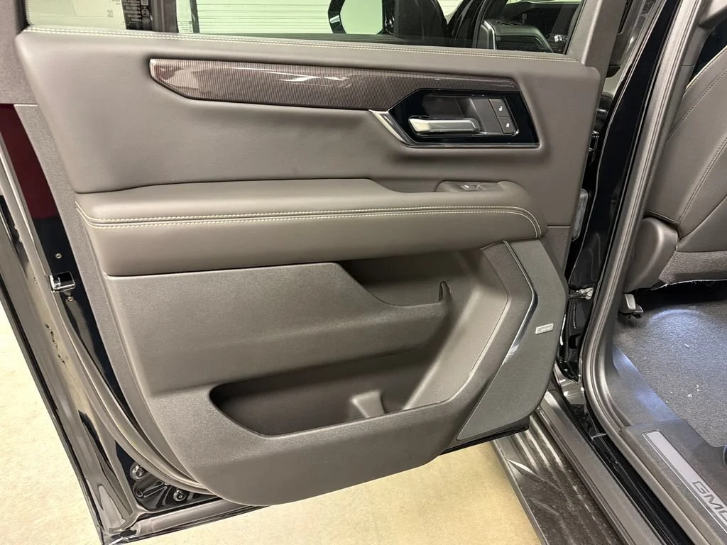 2026 GMC Yukon XL Elevation - Photo 28