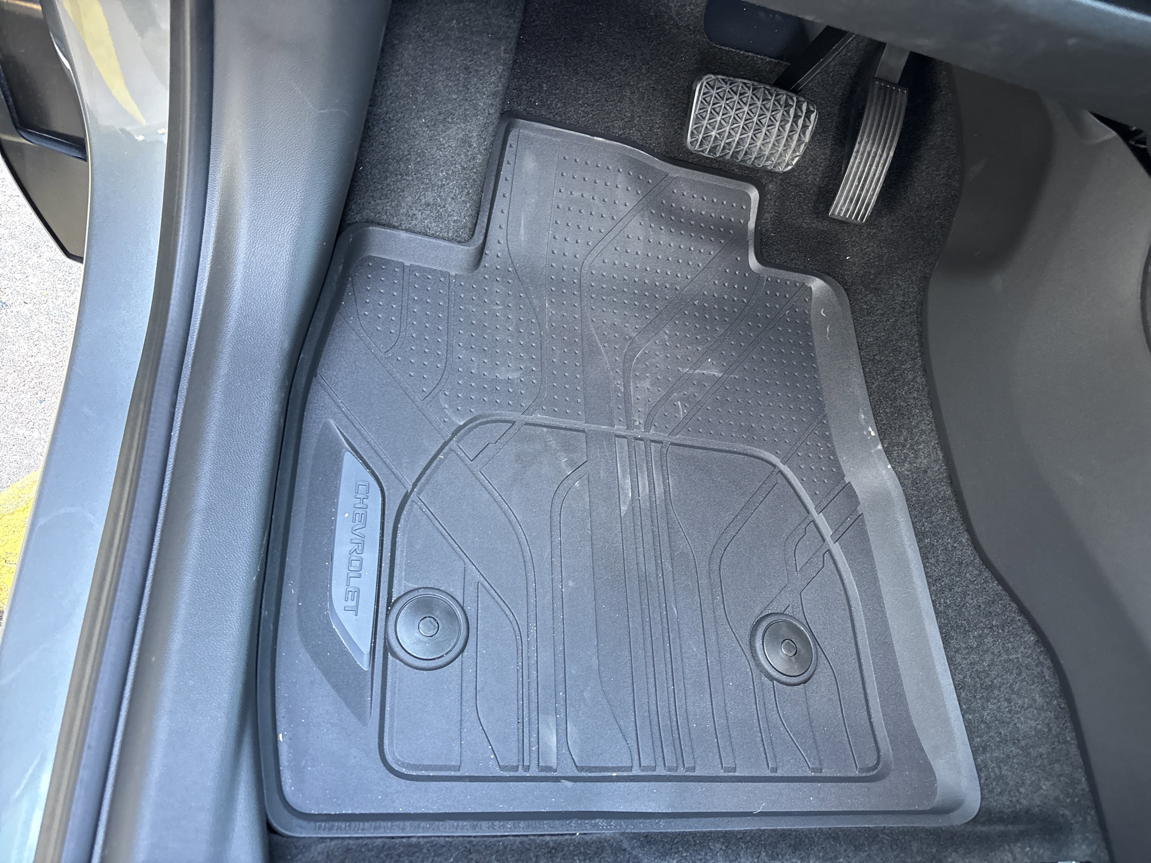 New 2026 Sterling Gray Metallic Chevrolet LT image 24