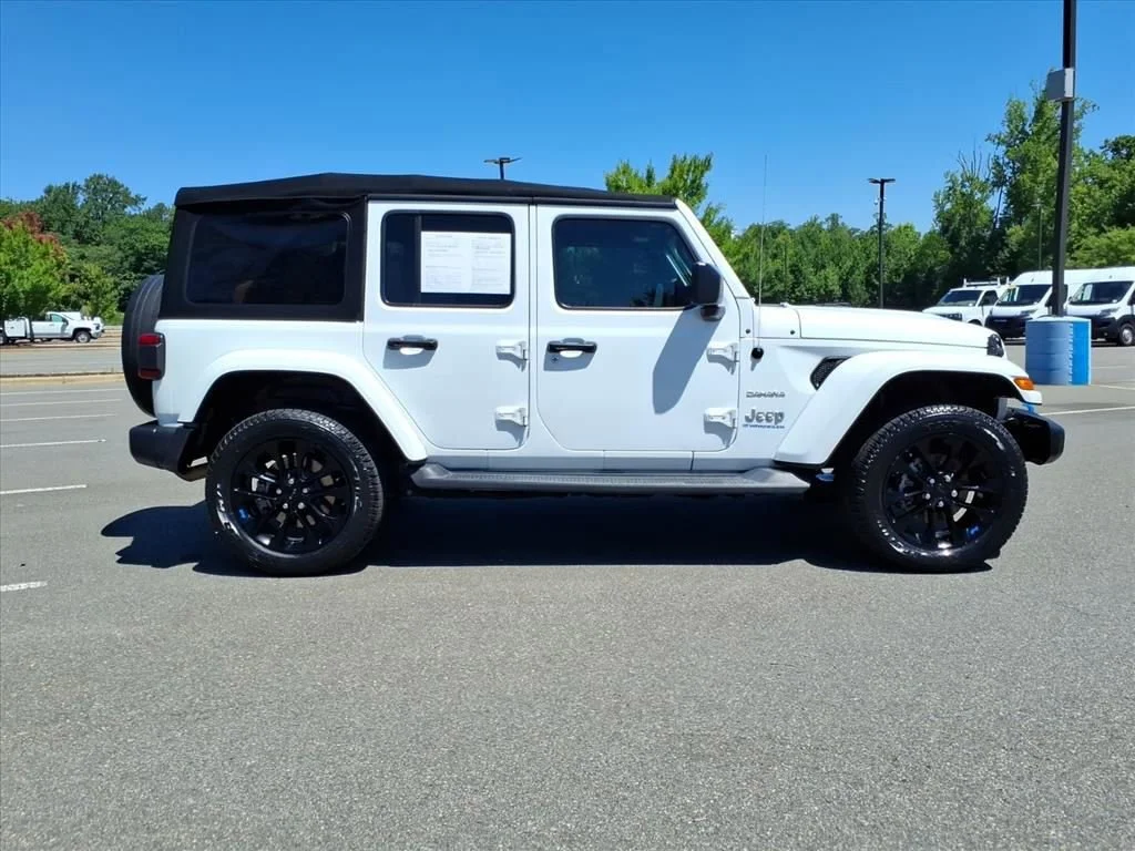 Used 2023 White Jeep Sahara 4x4 image 30