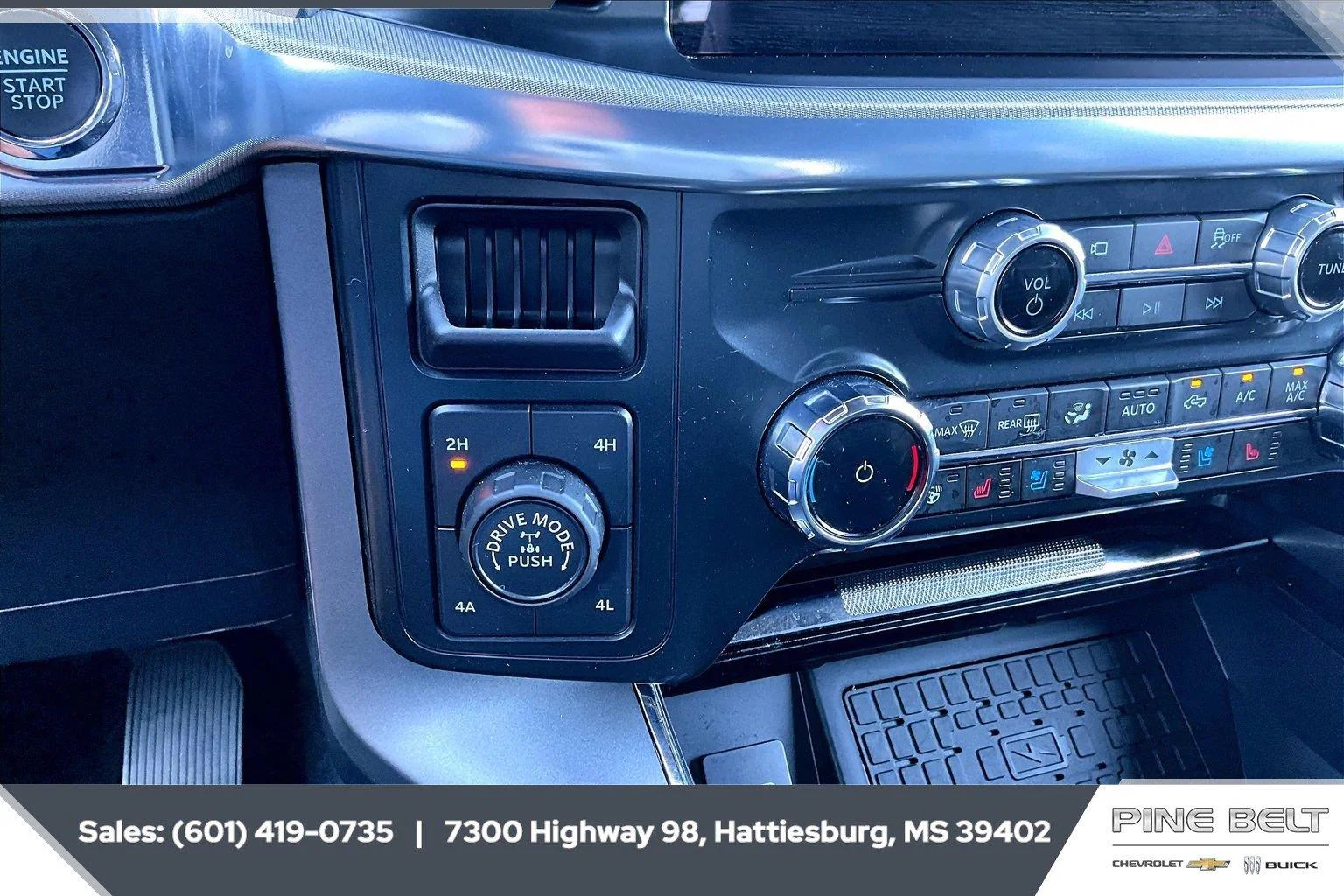 Used 2025 Marsh Gray Ford LARIAT image 23