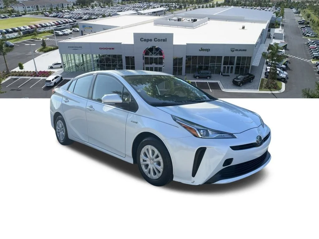 Used 2021 Beige Toyota L image 5