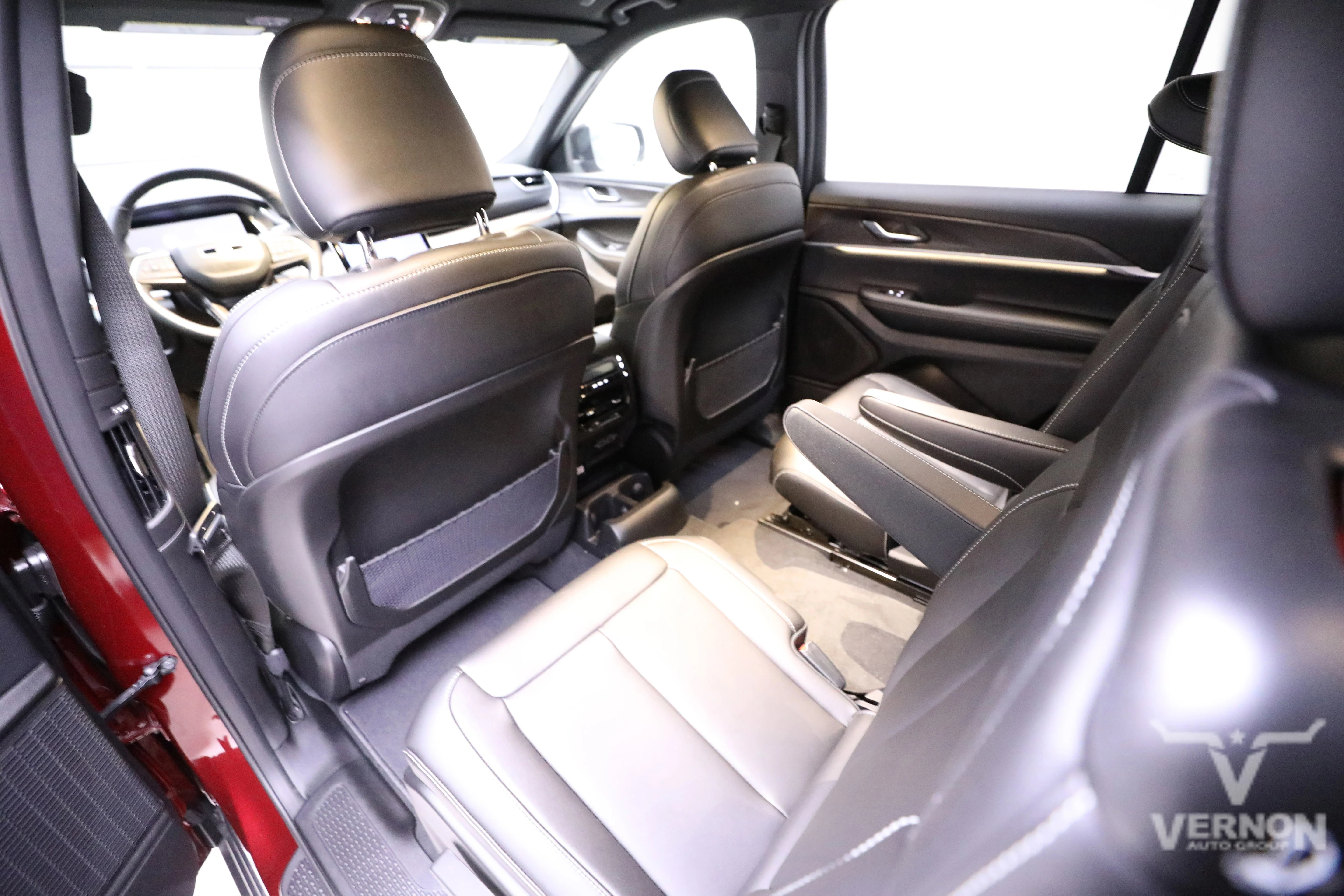 New 2025 Jeep Grand Cherokee L Limited 4x4