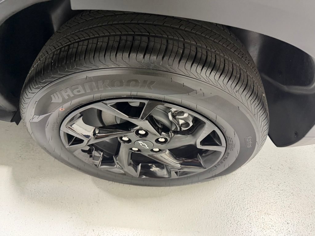New 2026 Sterling Gray Metallic Chevrolet LT image 6