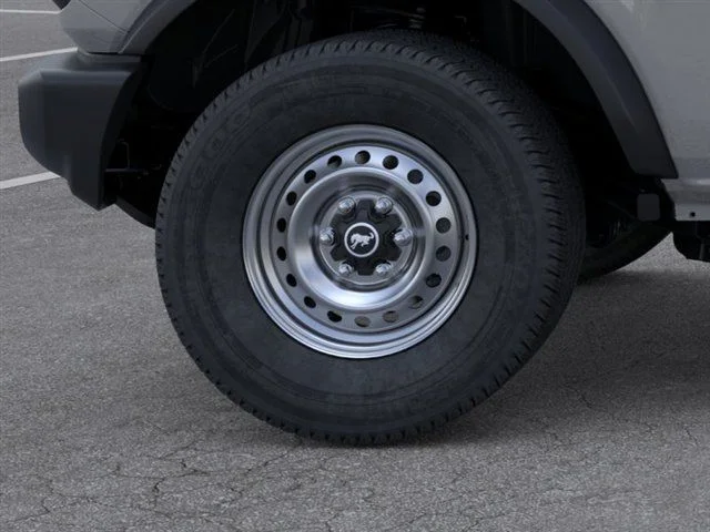 New 2026 Avalanche Gray Ford Base image 21