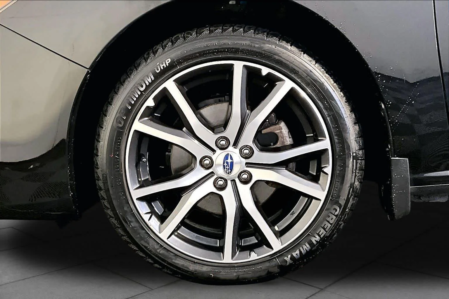 Used 2019 Crystal Black Silica Subaru Limited image 11