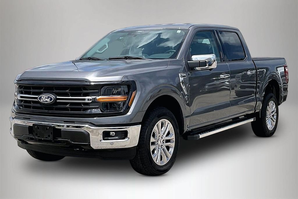 Used 2024 Gray Ford XLT image 2