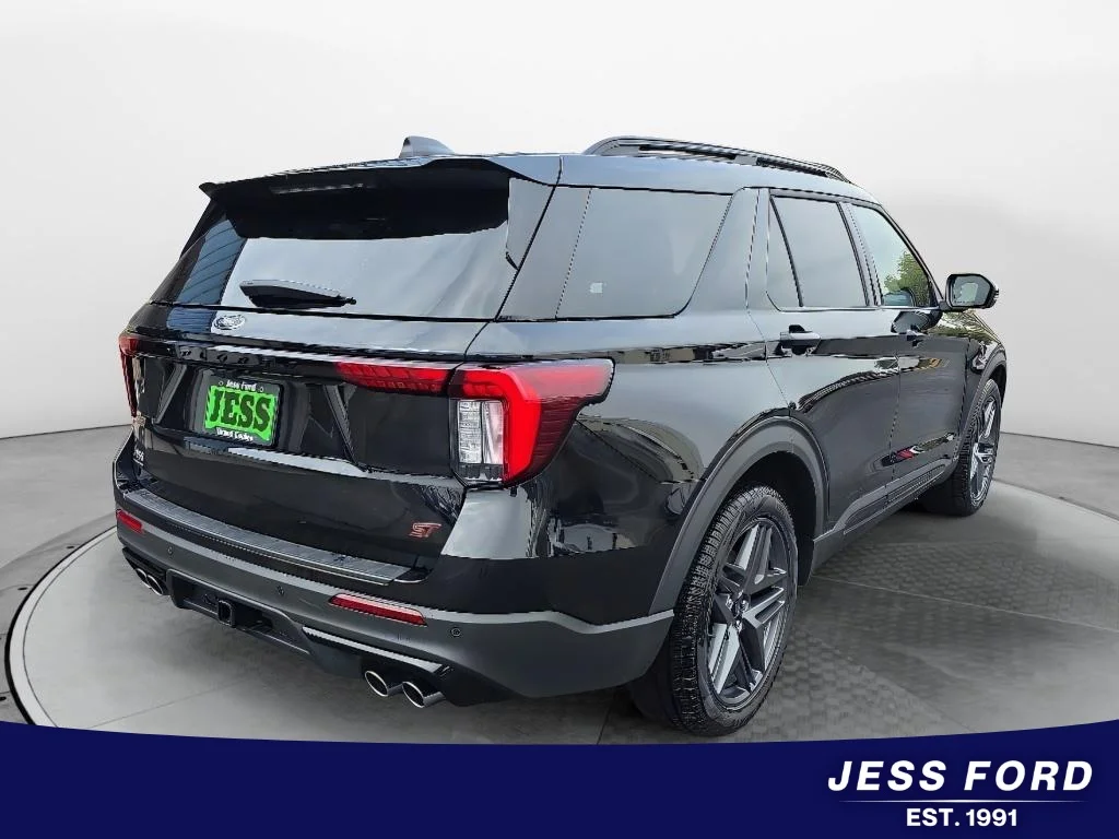 New 2026 Agate Black Metallic Ford ST image 5
