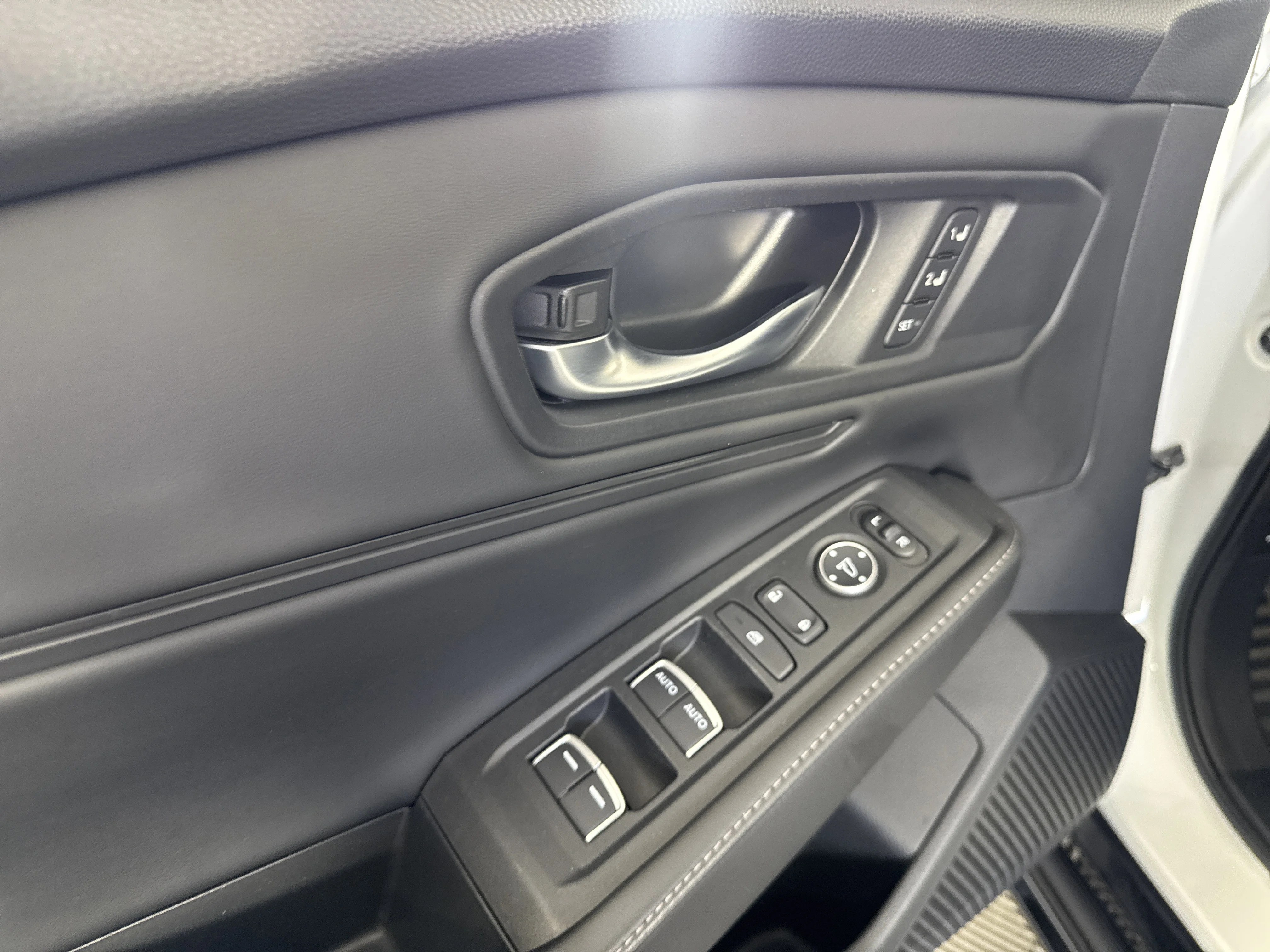 2023 Honda Accord Hybrid Sport-L - Photo 47