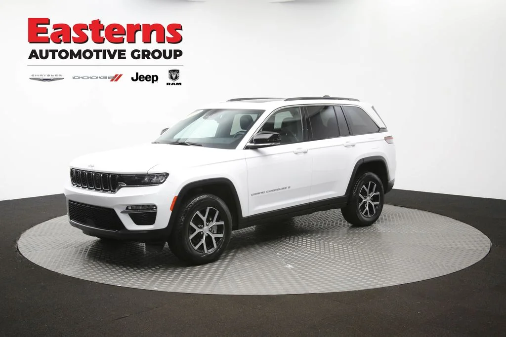 Used 2025 White Jeep Limited image 59
