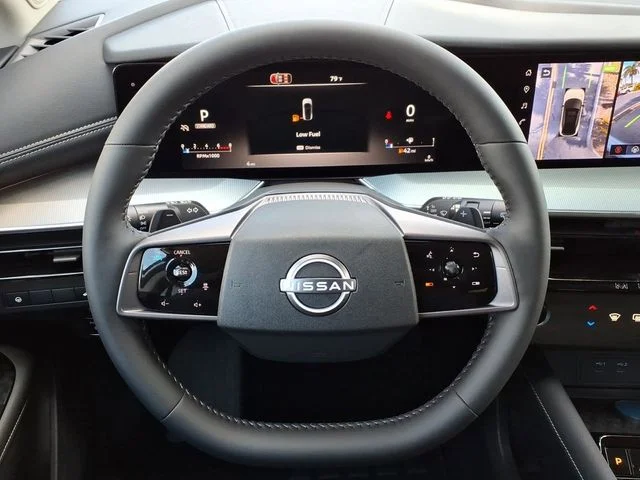 New 2026 Everest White Pearl TriCoat Nissan SL image 18