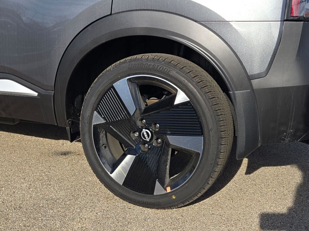 New 2026 Gray Nissan SR image 14