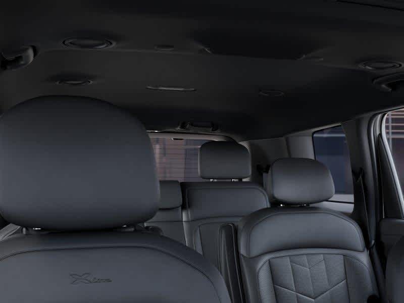New 2027 Glacial White Kia X-Line EX image 27