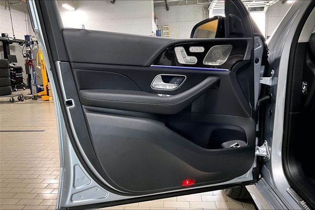 New 2026 Silver Mercedes-Benz GLS 450 image 11