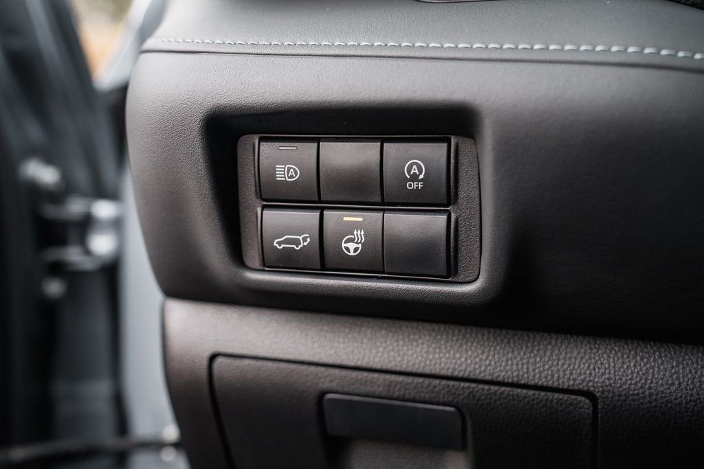 2023 Toyota Highlander Limited - Photo 14