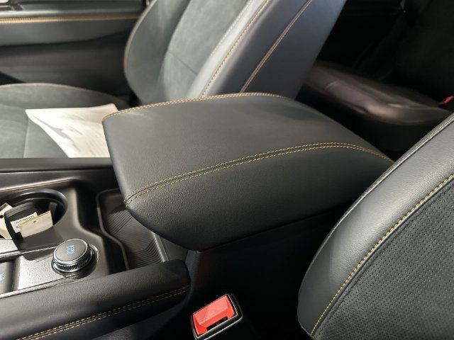 New 2027 Agate Black Metallic Ford Tremor® image 28