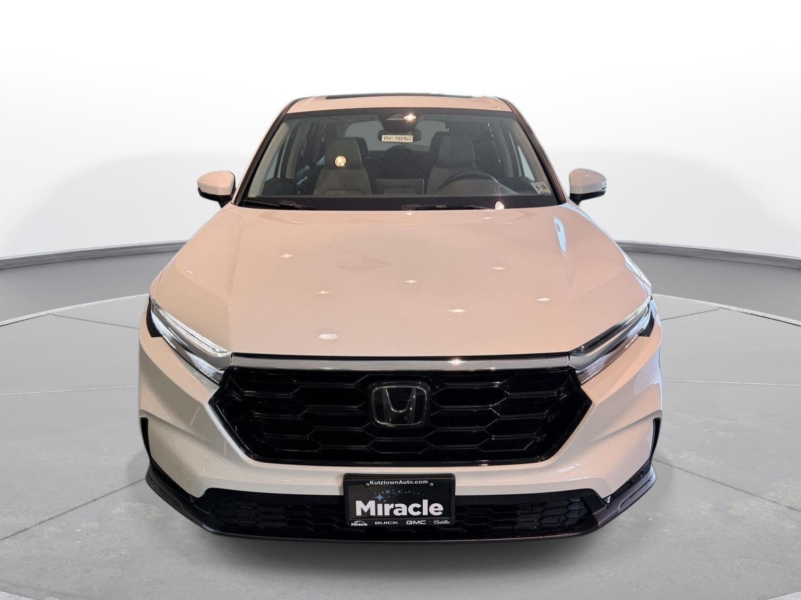 Used 2026 Platinum White Pearl Honda EX image 16